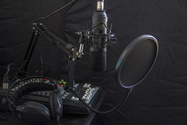 microphone, headphone, headset, radio, audio, studio, equipment, mixer, gray microphone, gray radio, gray headphones, microphone, microphone, microphone, radio, radio, radio, radio, radio. Building a gaming creator operation backwards from transmission
